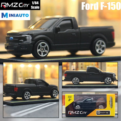 1:64 RMZ City Matte Black Diecast Super Sport Car